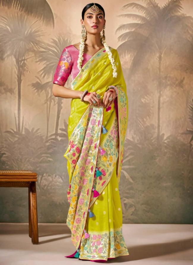 Munga Silk Lemon Green Wedding Wear Weaving Saree